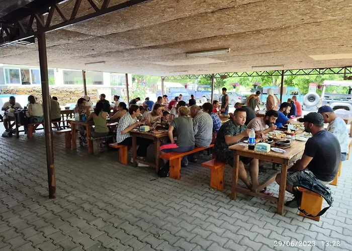 Caner Mountain Hotel *